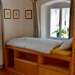 34 Karlstejn